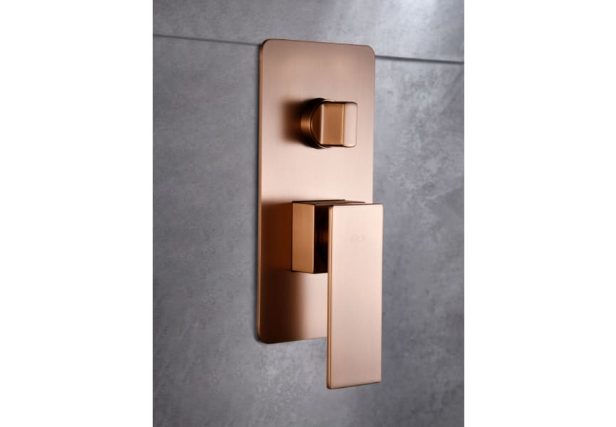 Conjunto de ducha empotrado Pisa de Imex detalle 7