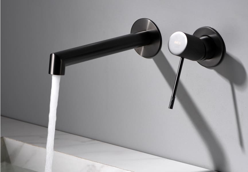 Pack grifo de lavabo empotrado Imex Line + Válvula click-clack ambiente 10