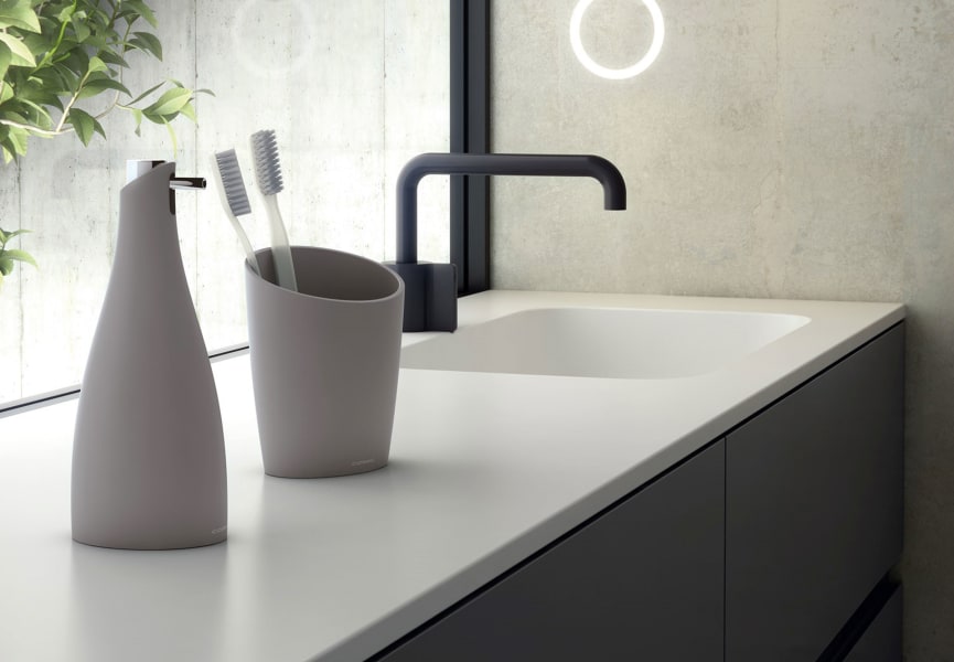 Portacepillos de baño Saku Cosmic ambiente 15