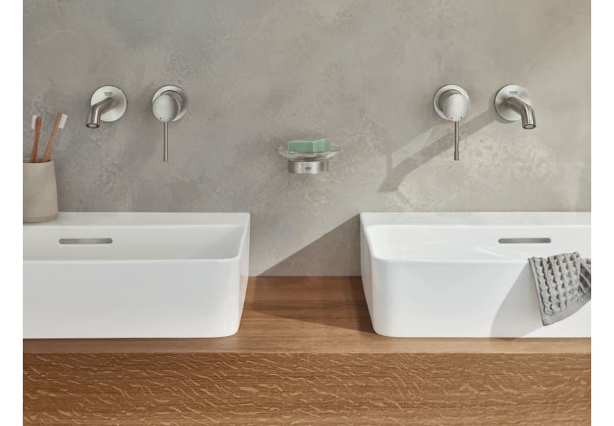 Grifo de lavabo monomando mural essence M de Grohe