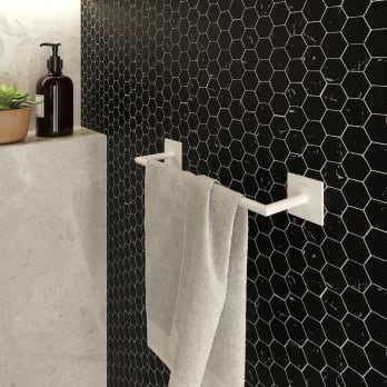 Toallero barra de baño Stick Cosmic