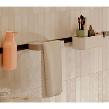 Set modular para lavabo con guía a pared Alife de Cosmic