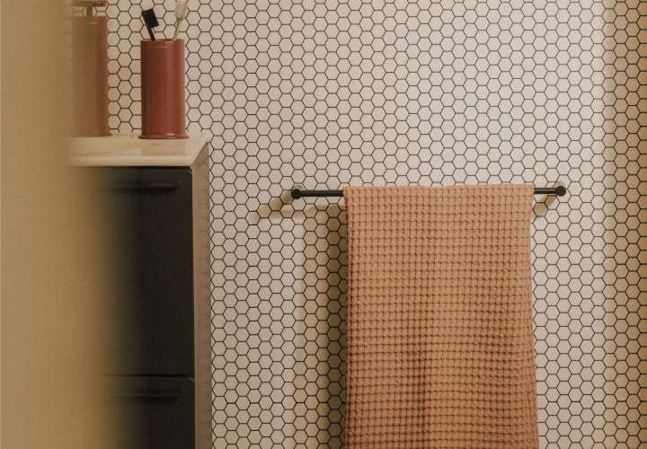 Toallero de baño Logic Cosmic ambiente 9