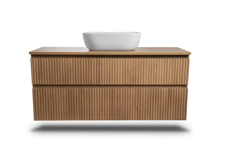 Mueble de Baño de madera maciza a medida con encimera de madera Alpes 1 Bruntec detalle 3