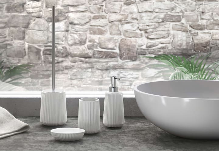 Conjunto de accesorios de baño Marika Gedy ambiente 1