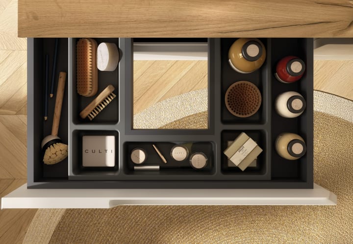 Mueble de baño con encimera del mismo color que el mueble Vima Salgar detalle 5