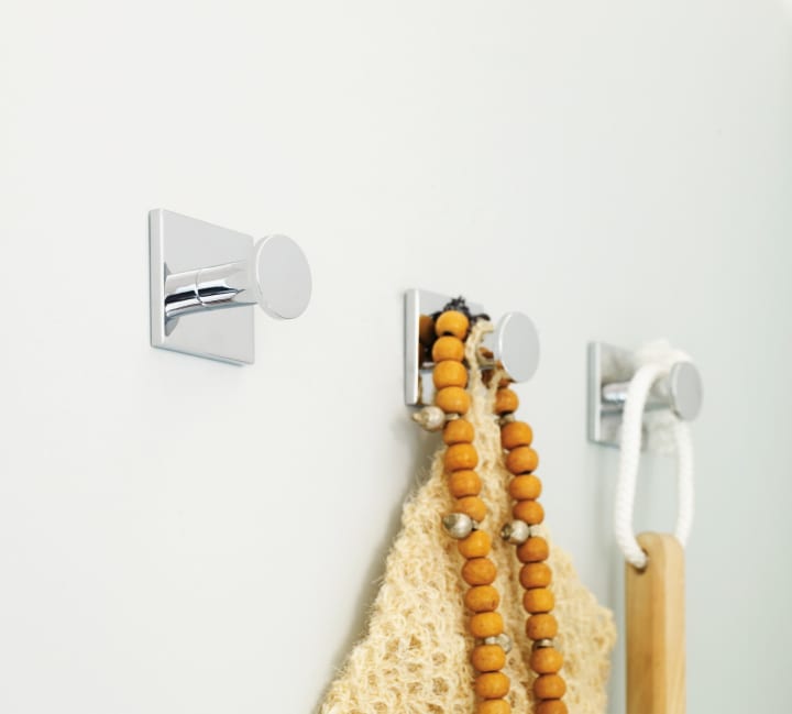 Percha de baño Duo Square Cosmic detalle 1
