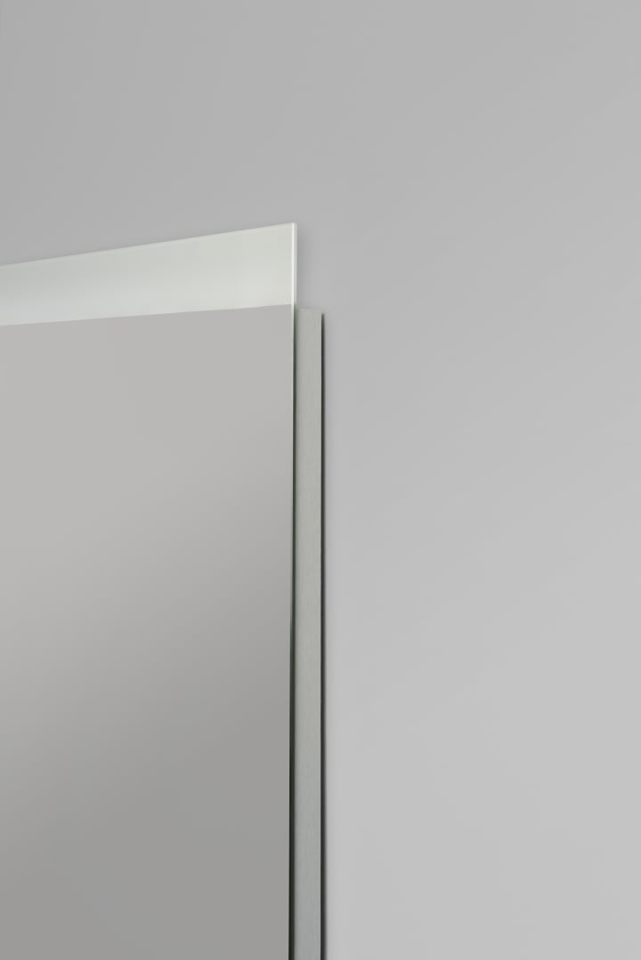 Espejo de baño con luz LED Lara Bruntec detalle 3