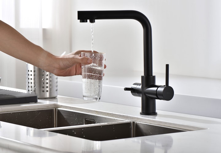 Grifo de cocina Marsella de Imex ambiente 3
