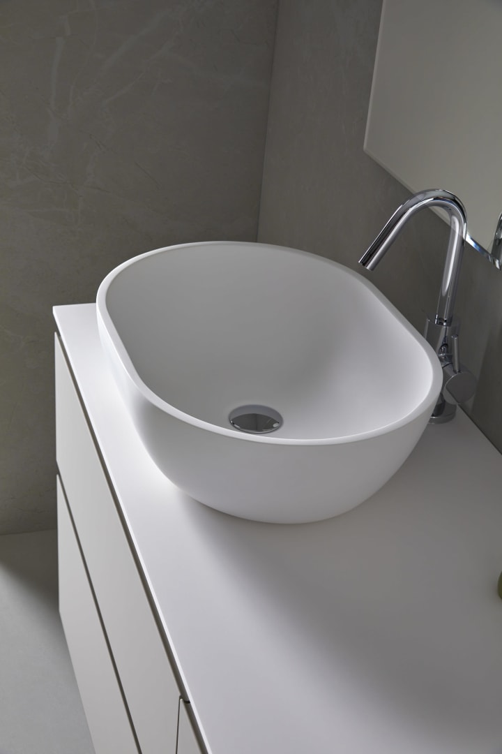 Conjunto mueble de baño con lavabo sobre encimera Nice Sanchis detalle 2