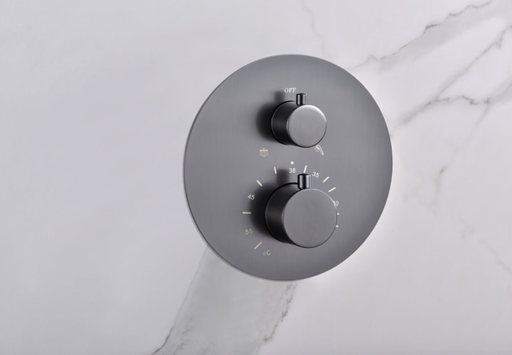 Conjuntos de ducha y baño empotrado Monza de Imex detalle 8