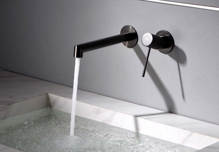 Pack grifo de lavabo empotrado Imex Line + Válvula click-clack ambiente 11