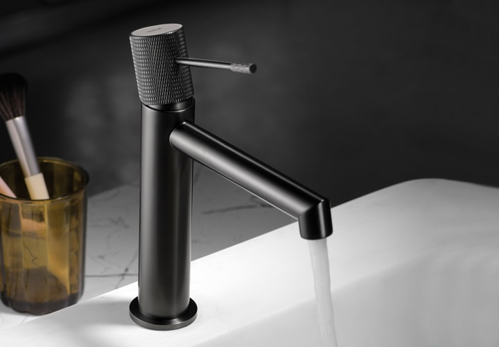 Pack Grifo de lavabo Line Imex + Válvula click-clack ambiente 12