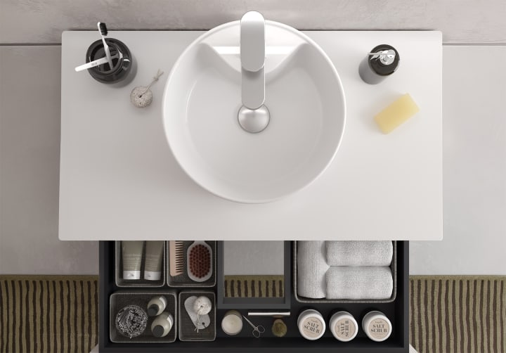 Conjunto mueble de baño Kira Salgar con lavabo sobre encimera detalle 10