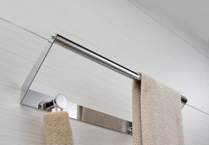 Toallero múltiple de baño Nicole Manillons Torrent ambiente 1