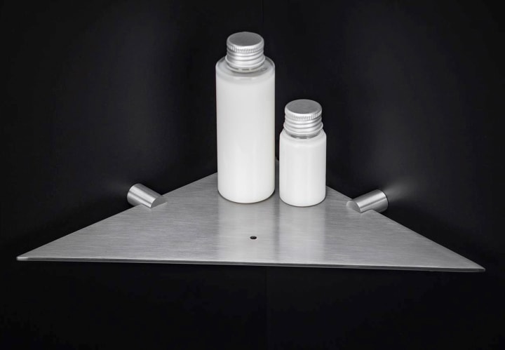 Repisa de baño Logic Cosmic ambiente 8