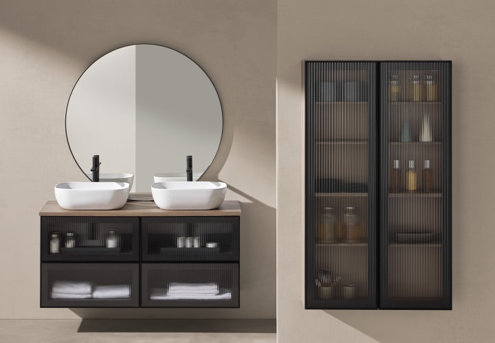 Columna de baño frente cristal mate Koba Sanchis ambiente 2
