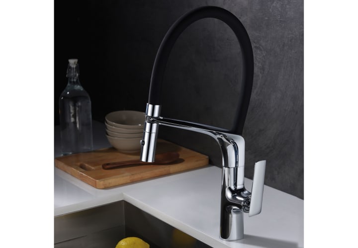 Grifo de cocina Lanzarote de Imex ambiente 1