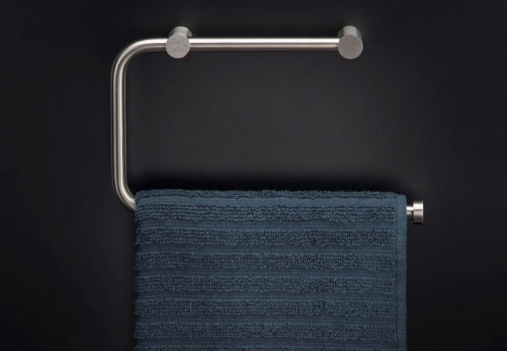 Toallero aro de baño Logic Cosmic ambiente 13