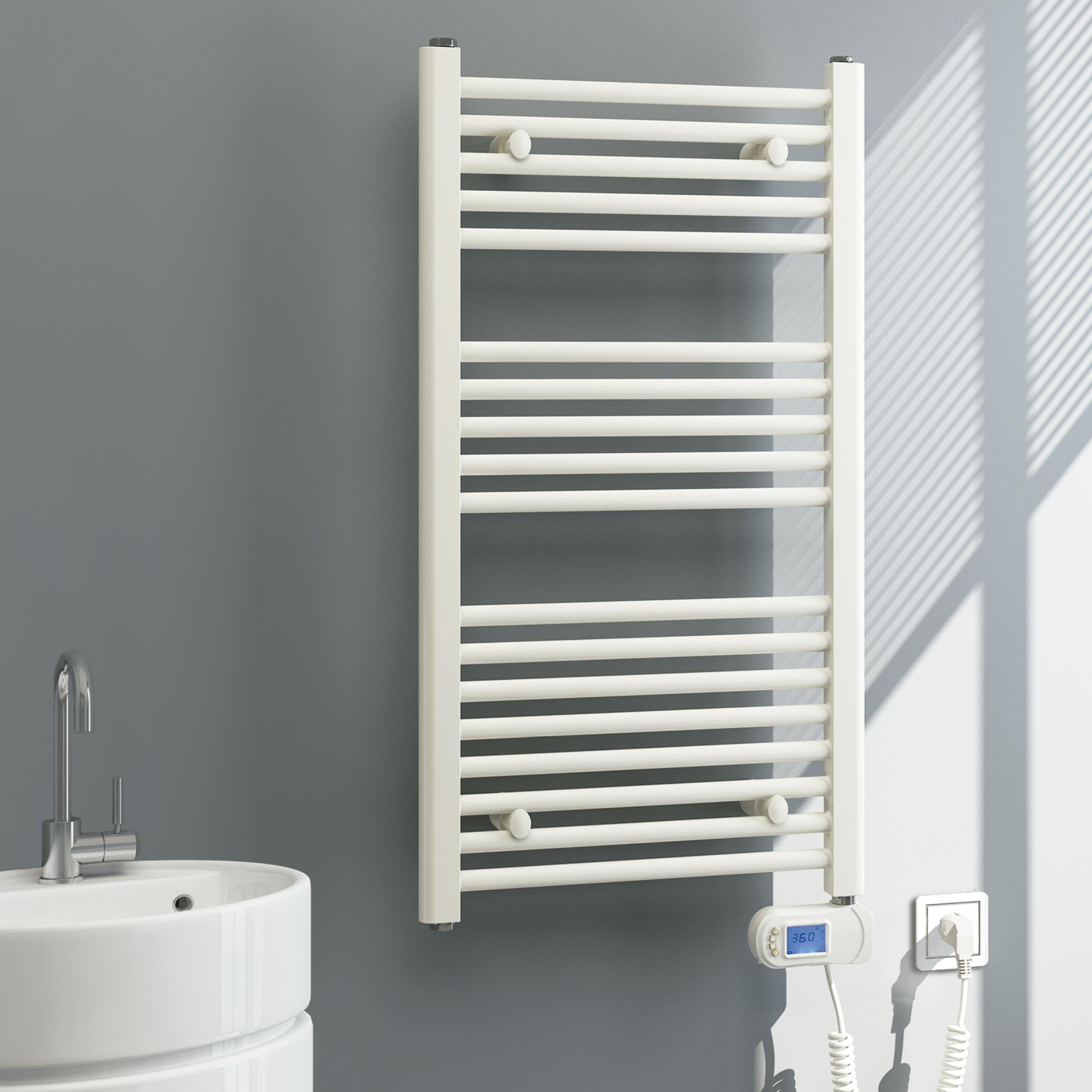 Nueve toalleros radiadores, o con calefactor, de dimensiones reducidas para  cuartos de baño pequeños
