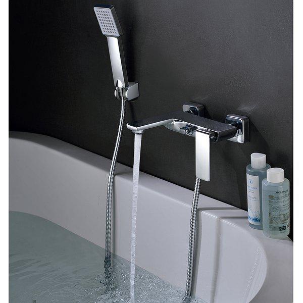 Grifo baño-ducha termostático Aroha cromo cuerpo frío con accesorios de  ducha